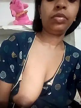 Snapshot of bannerjeesneha20 chatting on March 29, 2026, 6:52 pm bannerjeesneha20 online show from March 29, 2026, 6:52 pm