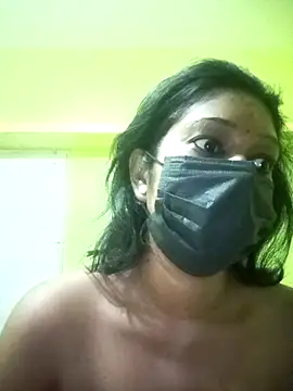 Snapshot of bannerjeesneha20 chatting on April 13, 2026, 7:19 pm bannerjeesneha20 online show from April 13, 2026, 7:19 pm