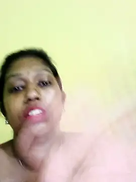 bannerjeesneha20 online show from June 4, 2026, 8:15 pm