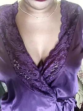 Rubina Love online show from April 9, 2026, 8:20 am