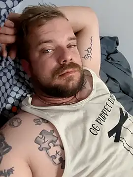 OGpuppetdaddy online show from March 25, 2026, 5:41 pm