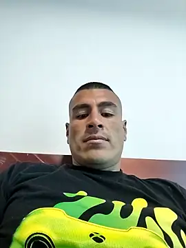 EdwiinR online show from April 11, 2026, 3:49 pm