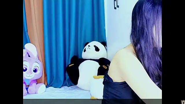 Snapshot of girllong520 chatting on April 4, 2026, 8:34 am girllong520 online show from April 4, 2026, 8:34 am