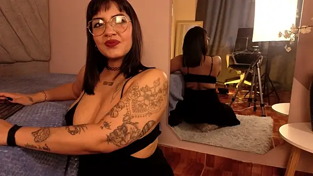 Snapshot of dania22_ chatting on June 8, 2026, 2:28 pm dania22 online show from June 8, 2026, 2:28 pm