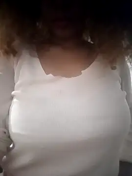 SolashLitzy Curly online show from June 12, 2026, 8:24 am