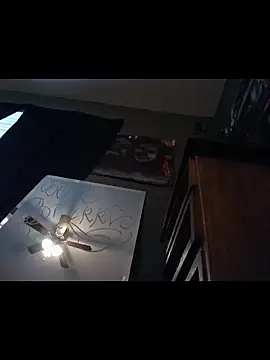 Snapshot of wesstfine chatting on April 6, 2026, 10:22 pm wesstfine online show from April 6, 2026, 10:22 pm