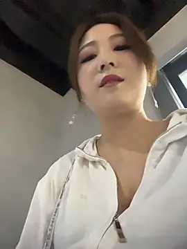 Lola666999 online show from August 3, 2026, 6:45 am