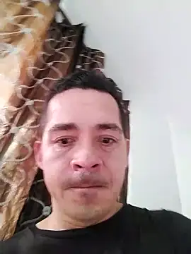 Gabriel leon33 online show from June 20, 2026, 11:35 am