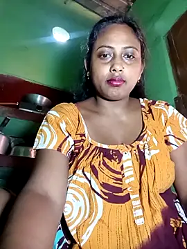 Snapshot of puja560 chatting on May 14, 2026, 2:29 am puja560 online show from May 14, 2026, 2:29 am