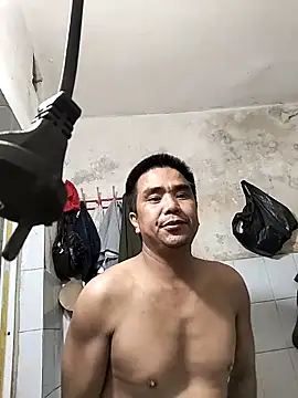 Snapshot of Tinh_love chatting on March 25, 2026, 12:33 pm Tinh love online show from March 25, 2026, 12:33 pm