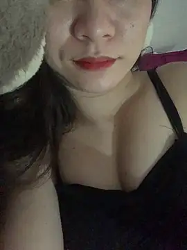 Nini-896 online show from April 3, 2026, 7:39 am