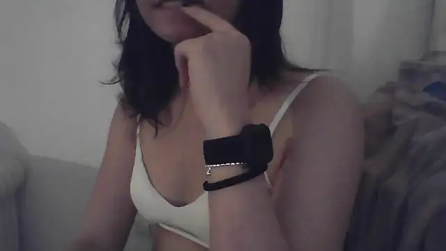 HoneyDrip 1 online show from April 20, 2026, 1:47 pm