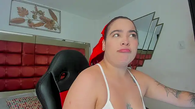 AfroditaVega  online show from April 26, 2026, 5:43 pm