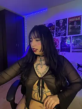 Snapshot of Hinataaa_ chatting on June 10, 2026, 4:34 am Hinataaa online show from June 10, 2026, 4:34 am