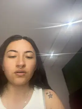 Snapshot of kimberly_peter chatting on May 6, 2026, 11:21 pm kimberly peter online show from May 6, 2026, 11:21 pm