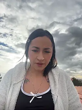 Snapshot of kimberly_peter chatting on June 5, 2026, 10:15 pm kimberly peter online show from June 5, 2026, 10:15 pm