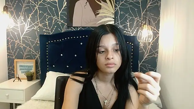 mia velvetk online show from April 27, 2026, 8:18 pm