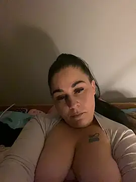Szandra26 online show from April 27, 2026, 10:19 pm