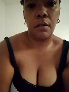 spider37 online show from April 16, 2026, 6:09 pm