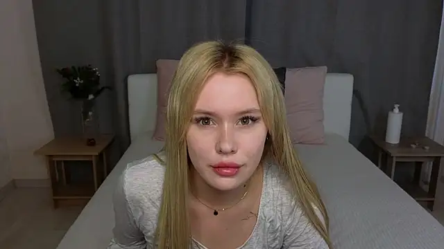 MelissaAvis online show from June 16, 2026, 5:32 am