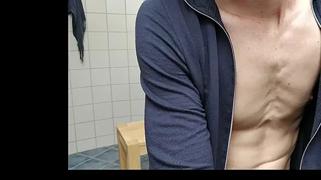 Luca Sweet online show from March 26, 2026, 1:28 pm