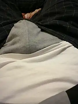 shyyyyy0 online show from April 14, 2026, 1:55 am