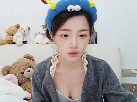 cc-8 online show from March 29, 2026, 1:44 pm