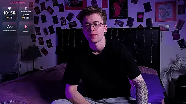 Thomas Norton online show from June 20, 2026, 10:23 pm