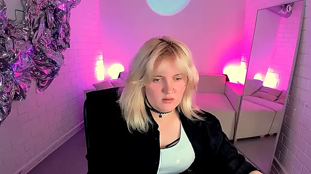 KathyBriggs online show from June 17, 2026, 5:10 am