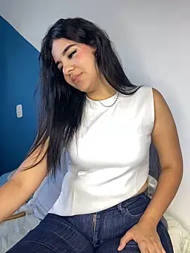 Gabyfosterr   online show from April 2, 2026, 9:56 pm