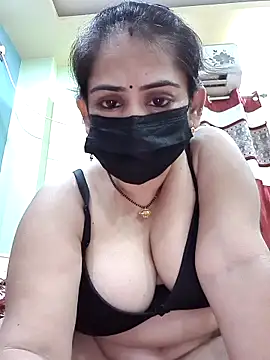 Snapshot of sonalidey5564 chatting on June 12, 2026, 4:28 pm sonalidey5564 online show from June 12, 2026, 4:28 pm