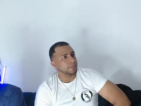 Snapshot of Wil_yesihot chatting on March 26, 2026, 7:52 pm Wil yesihot online show from March 26, 2026, 7:52 pm