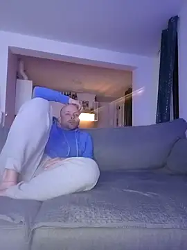 Snapshot of CoppiaGaya chatting on April 4, 2026, 8:39 pm CoppiaGaya online show from April 4, 2026, 8:39 pm