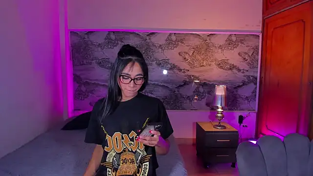 Miss KhalifaDoll online show from April 15, 2026, 3:57 am