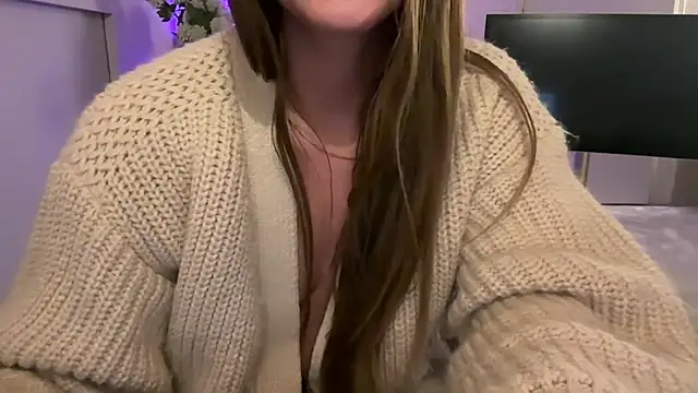 Dreamydaniella online show from March 29, 2026, 7:47 pm