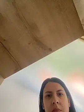 Snapshot of Annarhode chatting on May 15, 2026, 4:58 pm Annarhode online show from May 15, 2026, 4:58 pm