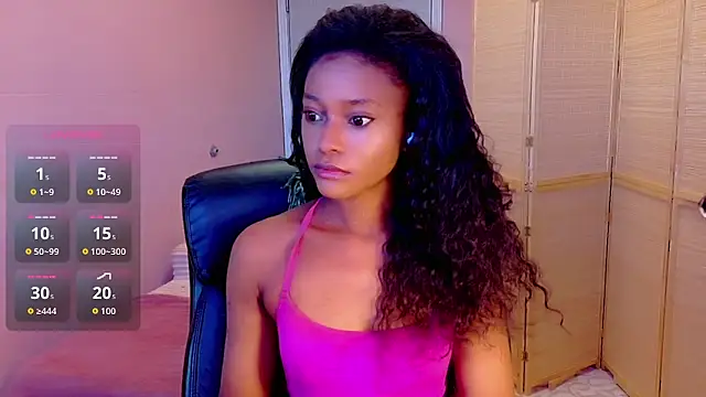 Snapshot of Amber_Fae chatting on May 22, 2026, 2:40 am Amber Fae online show from May 22, 2026, 2:40 am