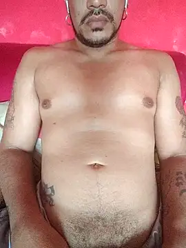 Snapshot of El-Unico13 chatting on March 26, 2026, 10:37 pm El-Unico13 online show from March 26, 2026, 10:37 pm