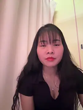 Naked-xx online show from May 23, 2026, 4:07 am