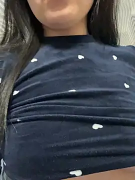 Velliaa online show from April 8, 2026, 8:09 pm