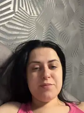 Snapshot of Velliaa chatting on June 10, 2026, 7:57 pm Velliaa online show from June 10, 2026, 7:57 pm