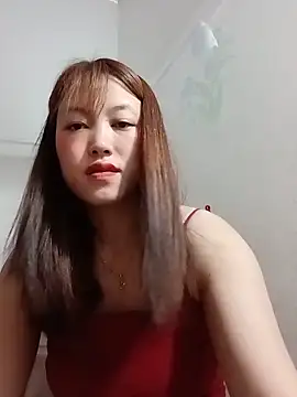 Snapshot of -Bitilu- chatting on May 17, 2026, 8:27 pm -Bitilu- online show from May 17, 2026, 8:27 pm