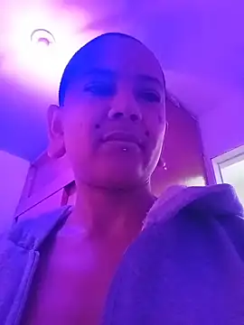 xblackstarX1 online show from April 20, 2026, 7:59 pm