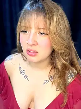 Snapshot of _Charlotte_1 chatting on April 12, 2026, 3:11 am Charlotte 1 online show from April 12, 2026, 3:11 am