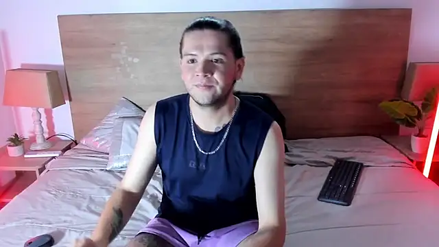MatthewDavis  online show from June 3, 2026, 2:33 pm