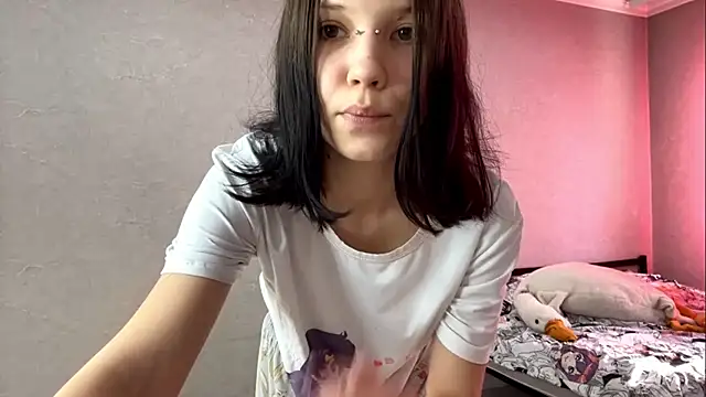 AmeliaMiotii online show from April 2, 2026, 10:13 am