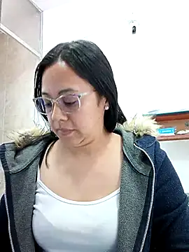 Violeta--7 online show from April 6, 2026, 1:45 pm