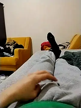 y2561 online show from April 1, 2026, 5:32 pm