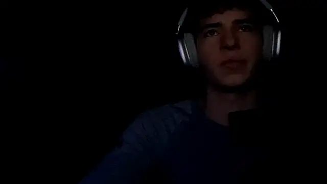 tripiboich9ik online show from April 23, 2026, 7:16 pm