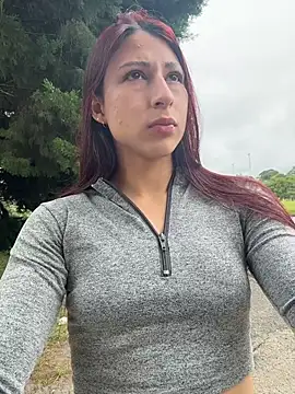 Debby ryann online show from April 5, 2026, 4:37 pm